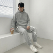 ⁦Hoodie Athletic grey + Jogging Supreme⁩ - الصورة ⁦5⁩